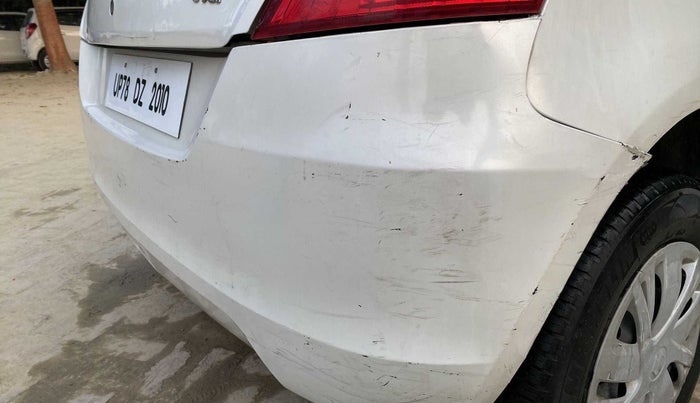 2015 Maruti Swift VXI, Petrol, Manual, 73,674 km, Rear bumper - Minor scratches