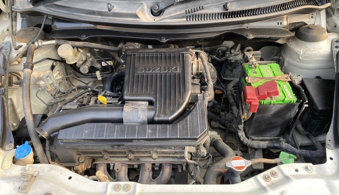 2015 Maruti Swift VXI, Petrol, Manual, 95,445 km, Open Bonet
