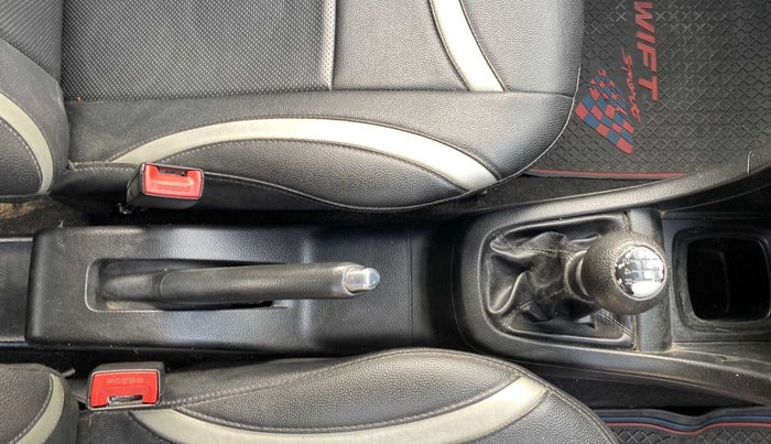2015 Maruti Swift VXI, Petrol, Manual, 95,445 km, Gear Lever