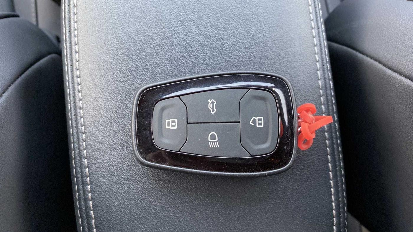 2022 Tata NEXON XZ PLUS (O) PETROL DARK EDITION, Petrol, Manual, 21,896 km, Key Close Up