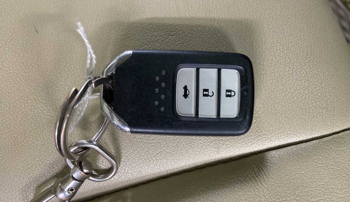 2019 Honda City 1.5L I-VTE V CVT, Petrol, Automatic, 38,101 km, Key Close Up