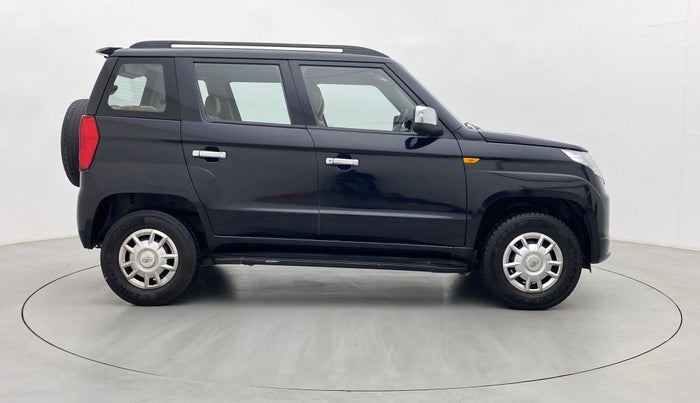 2016 Mahindra TUV300 T6 PLUS, Diesel, Manual, 76,557 km, Right Side View
