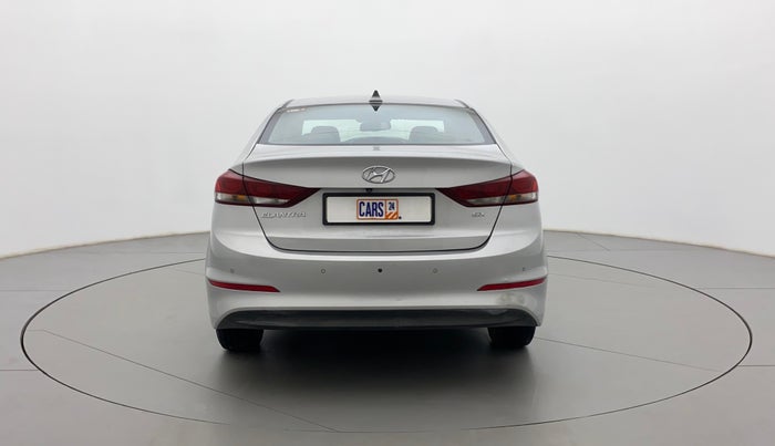 2016 Hyundai New Elantra 2.0 SX(O) AT PETROL, Petrol, Automatic, 1,21,498 km, Back/Rear