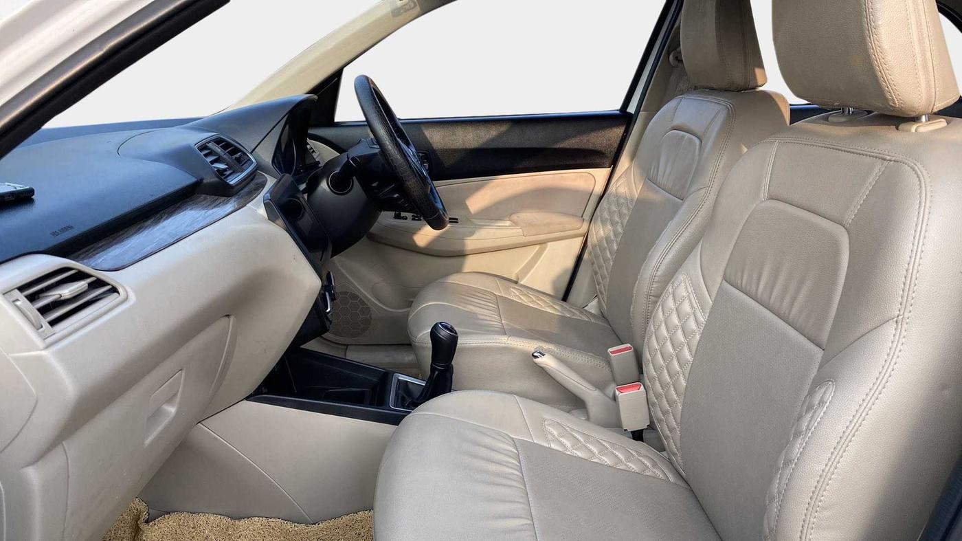 2022 Maruti Dzire VXI, Petrol, Manual, 37,844 km, Right Side Front Door Cabin