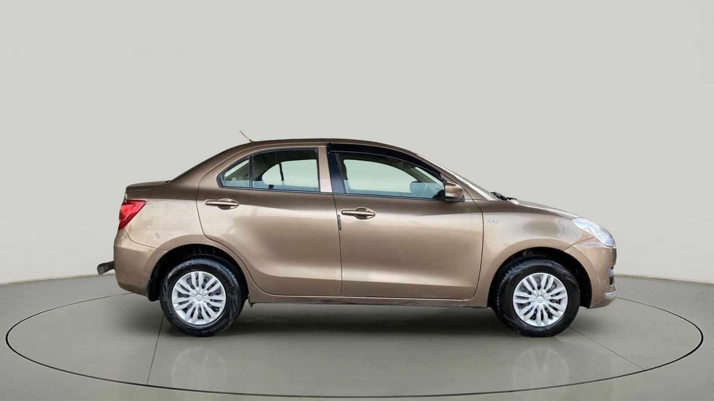 2017 Maruti Dzire VDI, Diesel, Manual, 90,965 km, Right Side View