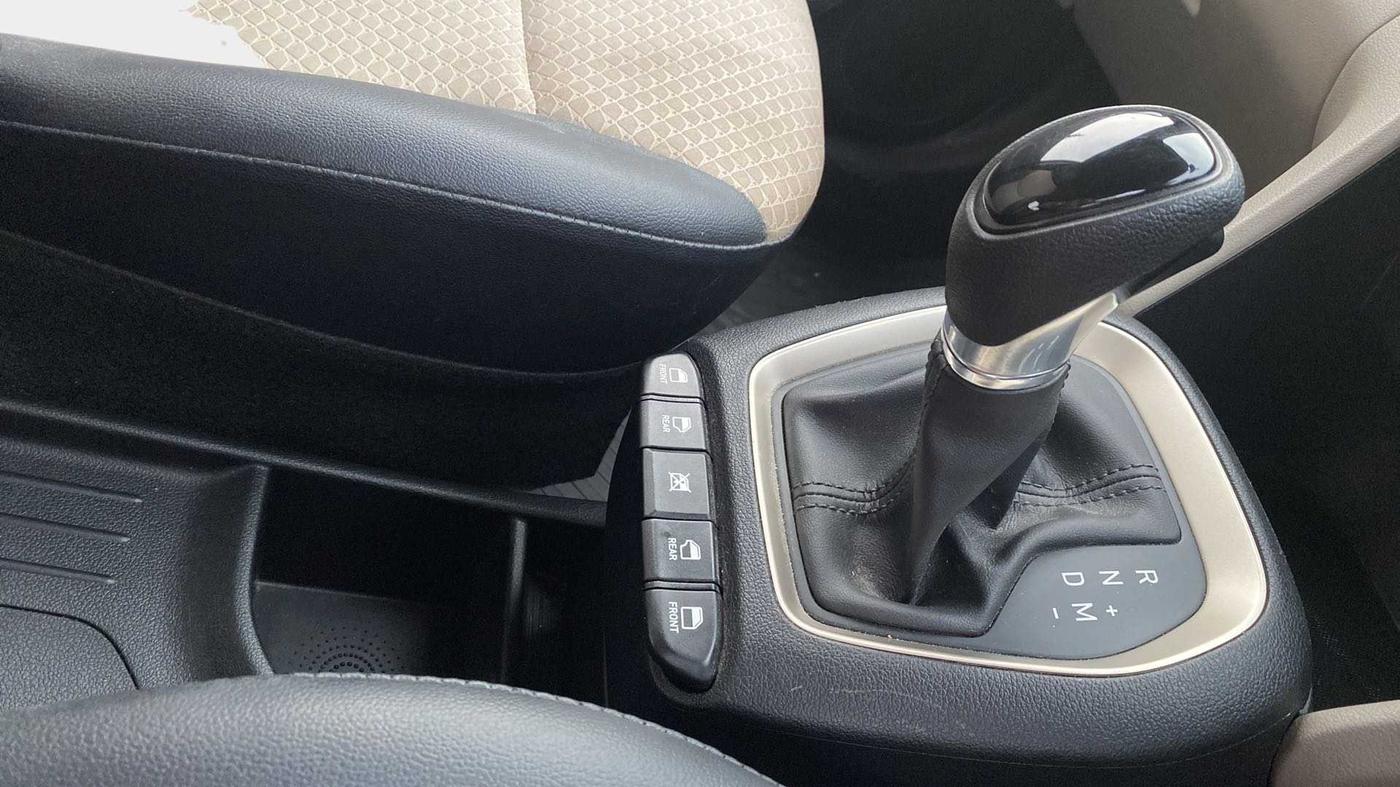 2022 Hyundai NEW SANTRO SPORTZ AMT, Petrol, Automatic, 20,237 km, Gear Lever