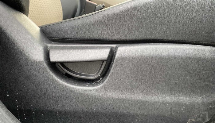 2022 Hyundai NEW SANTRO SPORTZ AMT, Petrol, Automatic, 20,237 km, Driver Side Adjustment Panel