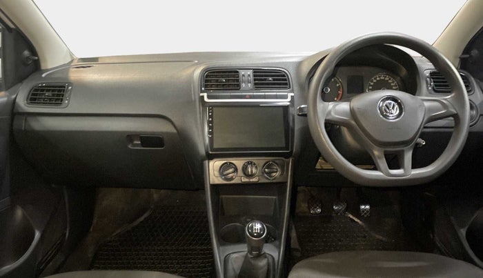 2020 Volkswagen Polo TRENDLINE 1.0L, Petrol, Manual, 45,052 km, Dashboard