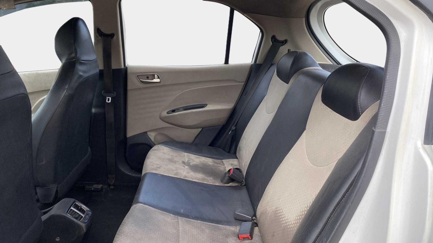 2018 Hyundai NEW SANTRO SPORTZ MT, Petrol, Manual, 82,069 km, Right Side Rear Door Cabin