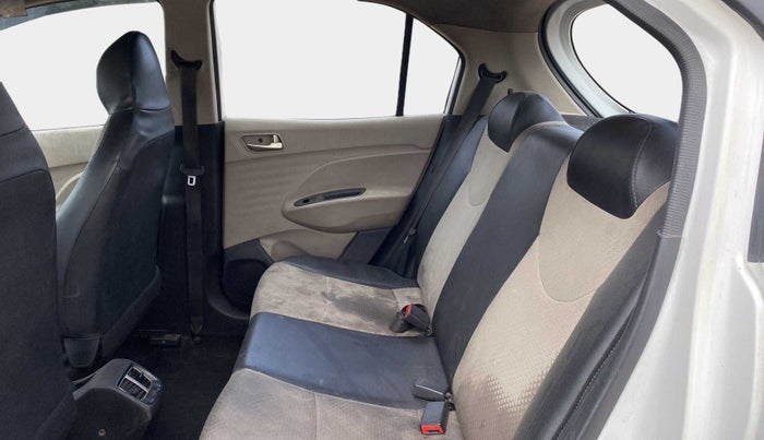 2018 Hyundai NEW SANTRO SPORTZ MT, Petrol, Manual, 82,069 km, Right Side Rear Door Cabin