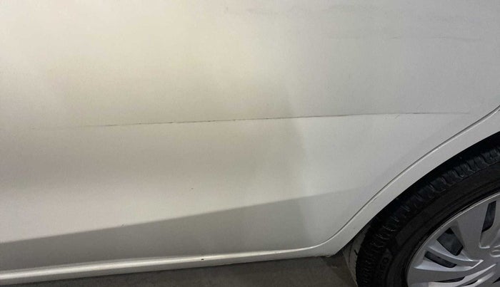 2020 Maruti Ertiga VXI CNG, CNG, Manual, 96,868 km, Rear left door - Minor scratches