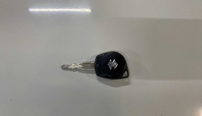 2020 Maruti Ertiga VXI CNG, CNG, Manual, 96,868 km, Key Close Up