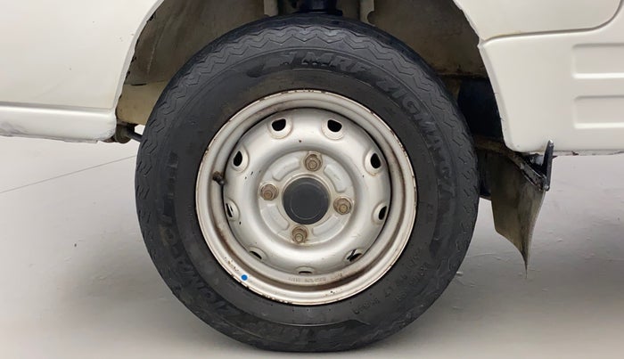 2015 Maruti OMNI E 8 STR, Petrol, Manual, 17,665 km, Left Front Wheel