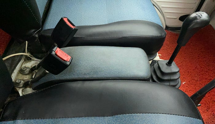 2015 Maruti OMNI E 8 STR, Petrol, Manual, 17,665 km, Gear Lever