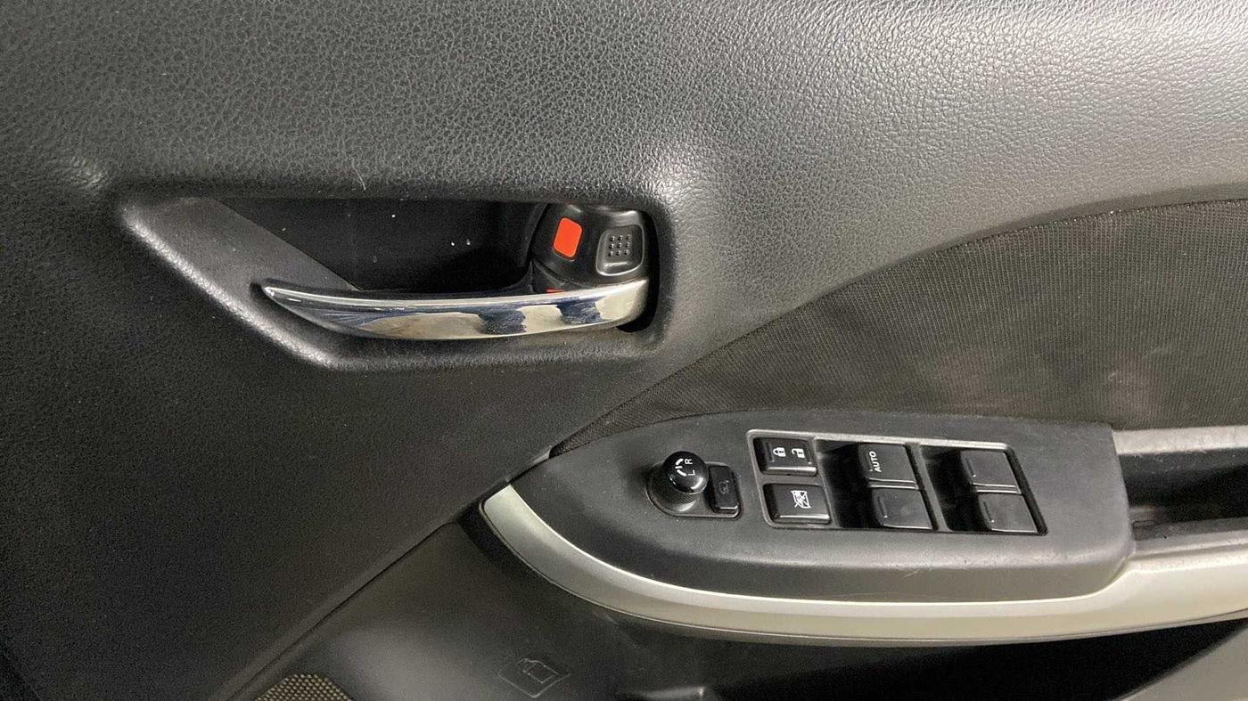 2017 Maruti Baleno DELTA PETROL 1.2, Petrol, Manual, 53,916 km, Driver Side Door Panels Control