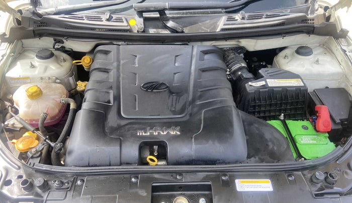 2018 Mahindra XUV500 W7 AT, Diesel, Automatic, 14,492 km, Open Bonet