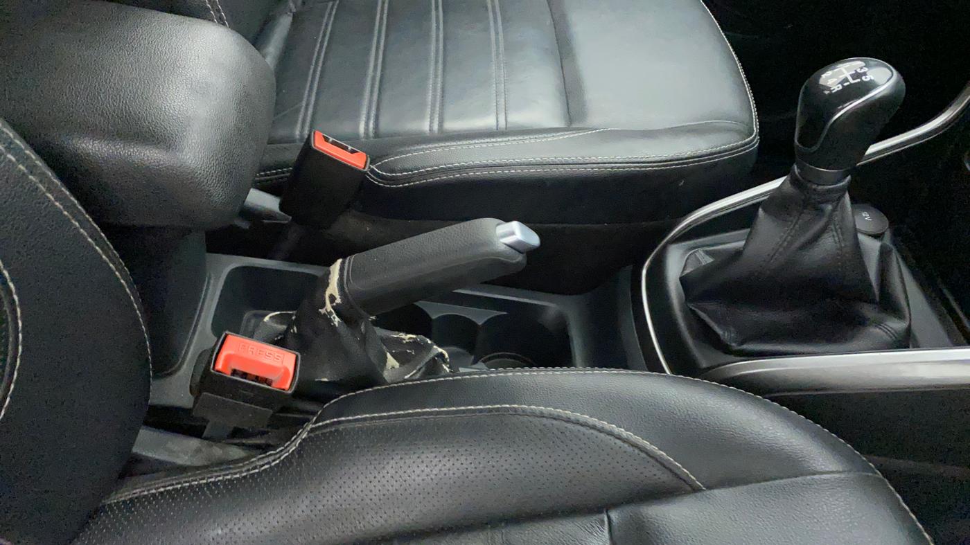 2019 Ford Ecosport TITANIUM + 1.5L DIESEL, Diesel, Manual, 49,091 km, Gear Lever