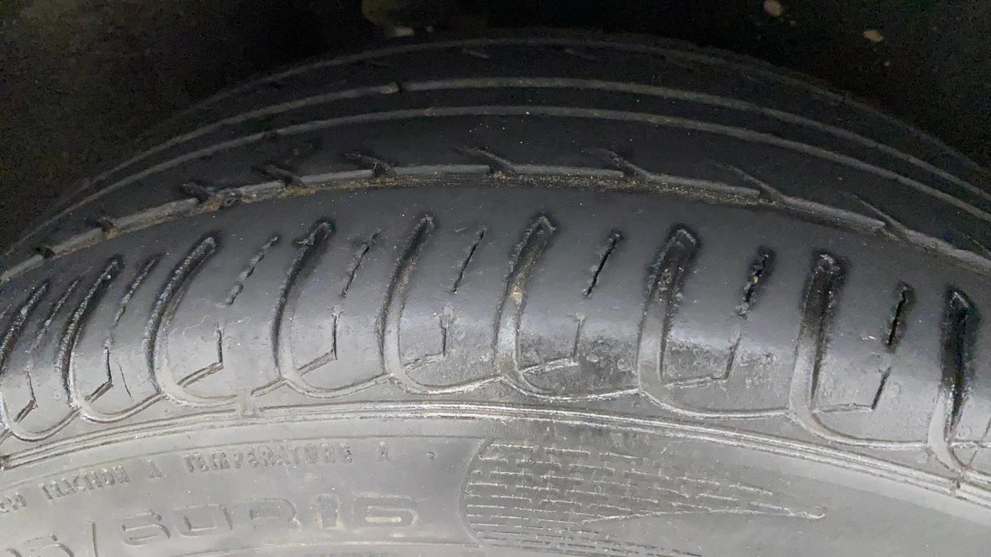 2019 Ford Ecosport TITANIUM + 1.5L DIESEL, Diesel, Manual, 49,091 km, Right Rear Tyre Tread
