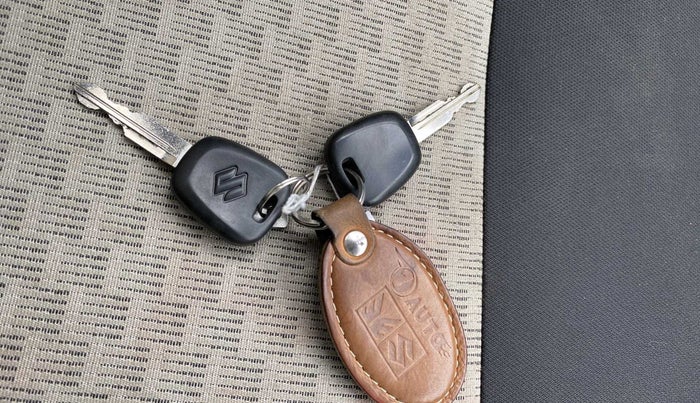 2022 Maruti Alto LXI O, Petrol, Manual, 5,681 km, Key Close Up
