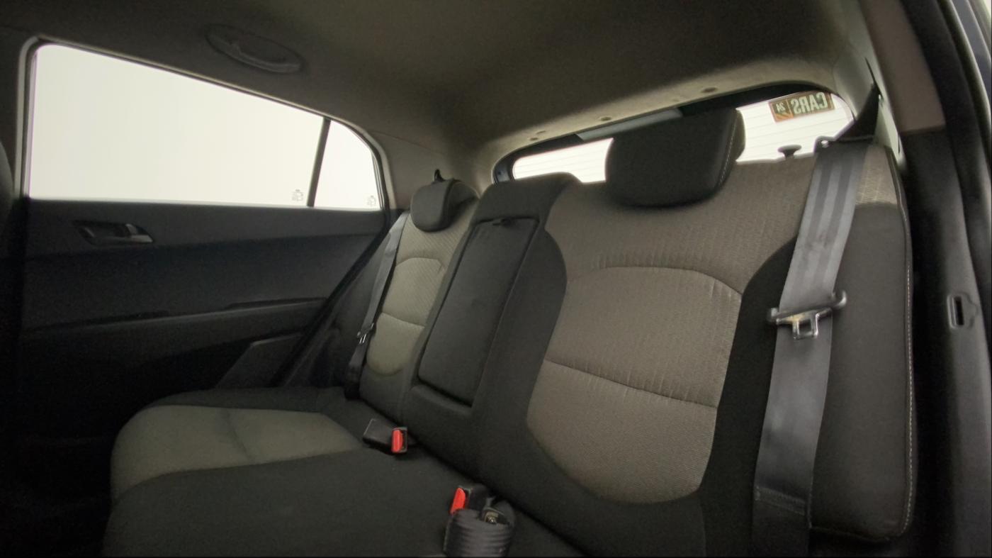 2016 Hyundai Creta SX PLUS 1.6 PETROL, Petrol, Manual, 75,458 km, Right Side Rear Door Cabin