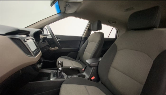 2016 Hyundai Creta SX PLUS 1.6 PETROL, Petrol, Manual, 75,458 km, Right Side Front Door Cabin