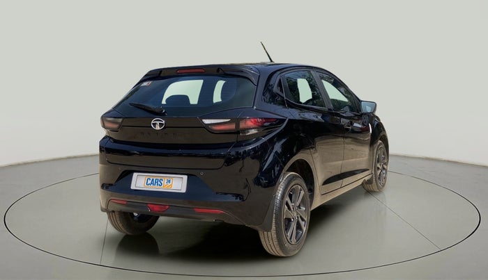 2022 Tata ALTROZ XZ PLUS DIESEL DARK EDITION, Diesel, Manual, 22,662 km, Right Back Diagonal