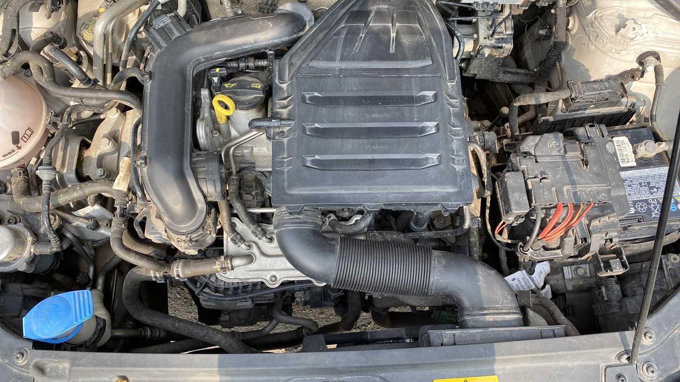2021 Volkswagen Polo HIGHLINE PLUS 1.0L TSI AT, Petrol, Automatic, 36,880 km, Open Bonet