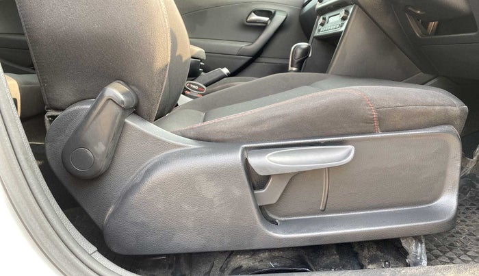 2021 Volkswagen Polo HIGHLINE PLUS 1.0L TSI AT, Petrol, Automatic, 36,880 km, Driver Side Adjustment Panel