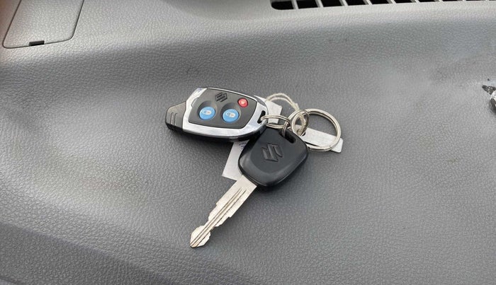 2013 Maruti Alto 800 LXI, Petrol, Manual, 41,824 km, Key Close Up