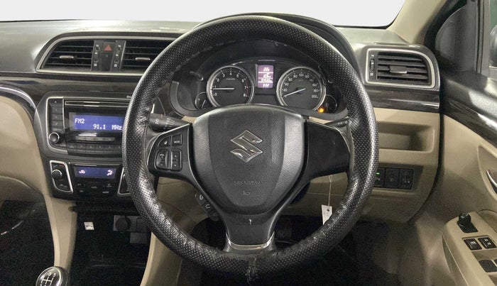 2017 Maruti Ciaz DELTA 1.4 MT PETROL, Petrol, Manual, 54,531 km, Steering Wheel Close Up