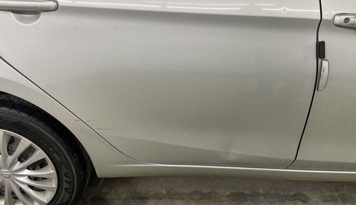 2017 Maruti Ciaz DELTA 1.4 MT PETROL, Petrol, Manual, 54,531 km, Right rear door - Minor scratches