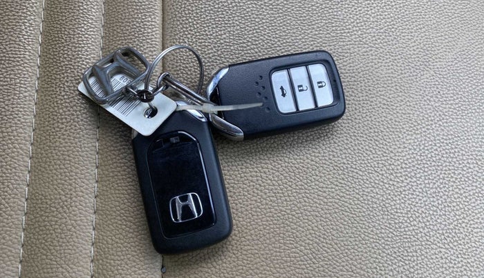 2018 Honda City 1.5L I-VTEC V MT, Petrol, Manual, 47,505 km, Key Close Up