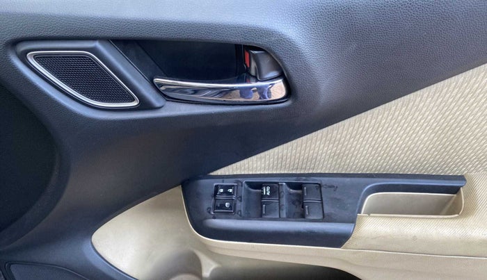 2018 Honda City 1.5L I-VTEC V MT, Petrol, Manual, 47,505 km, Driver Side Door Panels Control