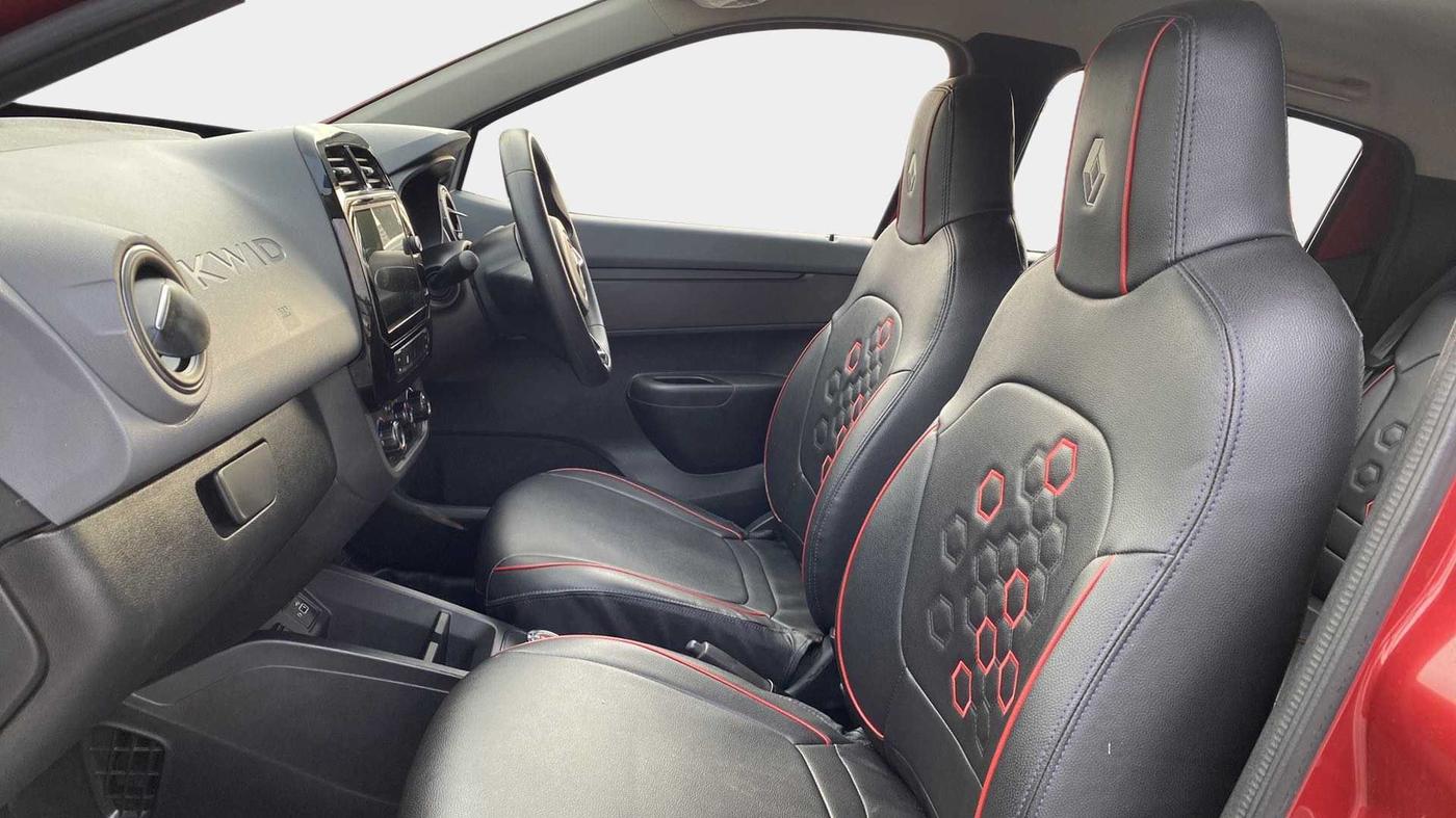 2020 Renault Kwid RXT 1.0 AMT (O), Petrol, Automatic, 21,916 km, Right Side Front Door Cabin