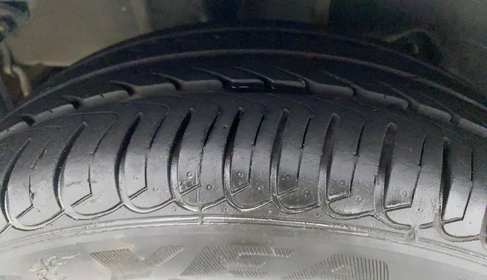 2017 Tata Tiago XZA PETROL, Petrol, Automatic, 19,959 km, Right Rear Tyre Tread