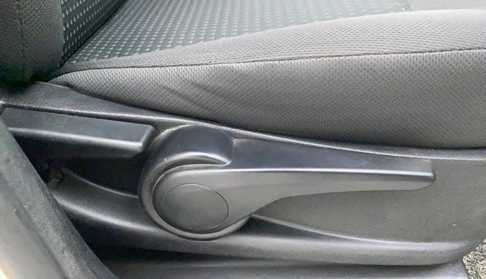 2017 Tata Tiago XZA PETROL, Petrol, Automatic, 19,959 km, Driver Side Adjustment Panel