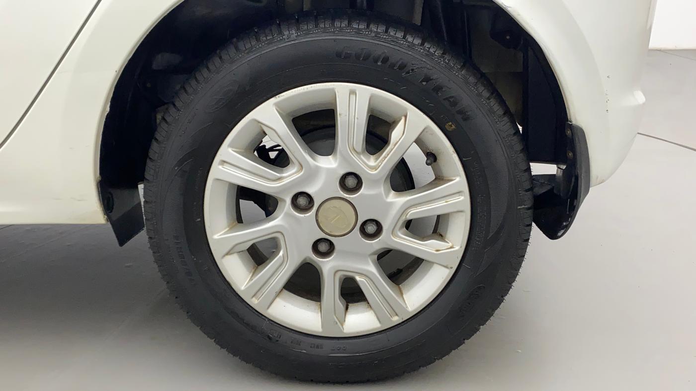 2017 Tata Tiago XZA PETROL, Petrol, Automatic, 19,959 km, Left Rear Wheel