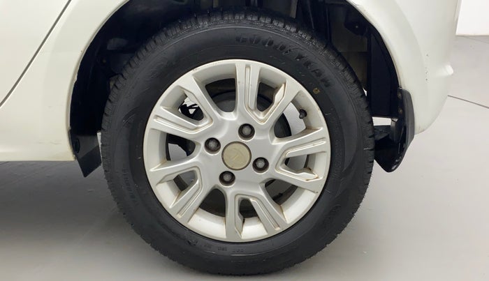 2017 Tata Tiago XZA PETROL, Petrol, Automatic, 19,959 km, Left Rear Wheel