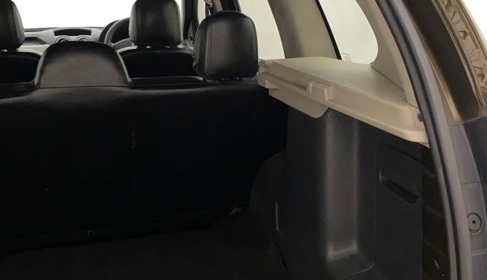 2014 Renault Duster 85 PS RXE DIESEL ADVENTURE, Diesel, Manual, 1,13,683 km, Dicky (Boot door) - Parcel tray missing