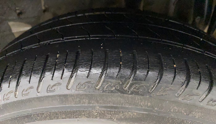 2018 Tata Tiago XTA PETROL, Petrol, Automatic, 27,436 km, Left Rear Tyre Tread