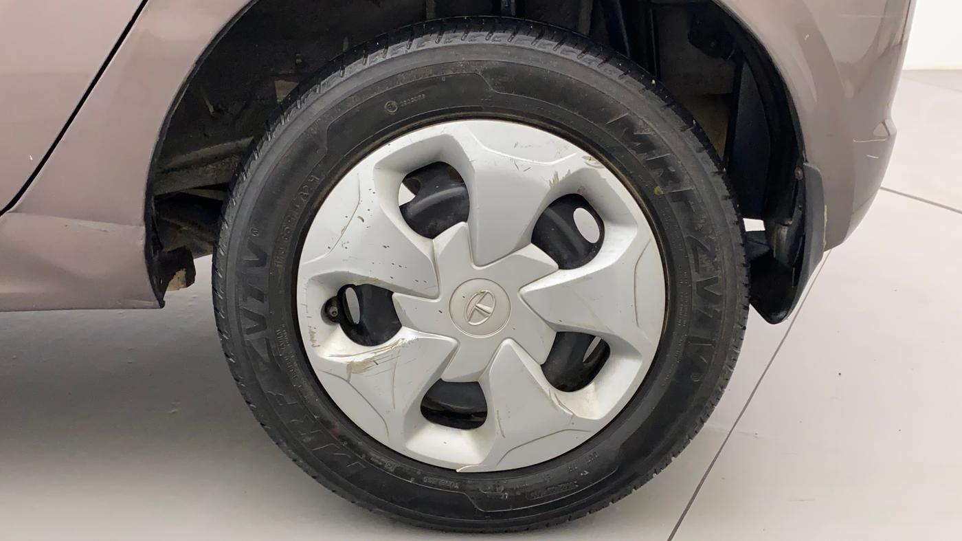 2018 Tata Tiago XTA PETROL, Petrol, Automatic, 27,436 km, Left Rear Wheel
