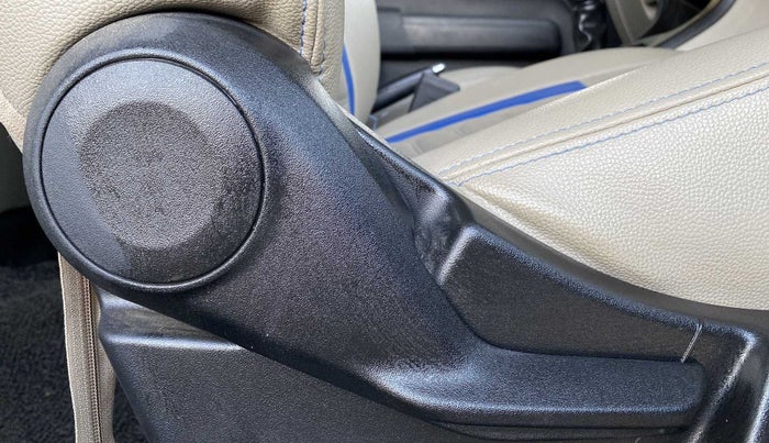 2022 Maruti New Wagon-R ZXI PLUS 1.2, Petrol, Manual, 17,658 km, Driver Side Adjustment Panel