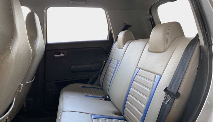 2022 Maruti New Wagon-R ZXI PLUS 1.2, Petrol, Manual, 17,658 km, Right Side Rear Door Cabin