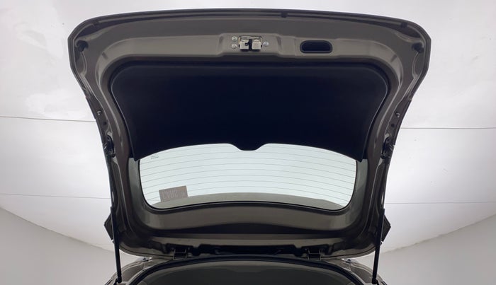 2019 Maruti XL6 ZETA MT, Petrol, Manual, 56,175 km, Boot Door Open