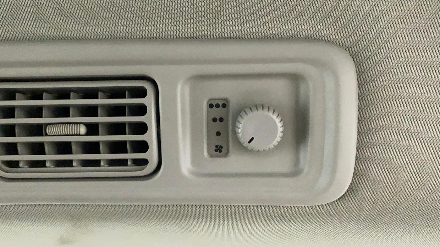 2019 Maruti XL6 ZETA MT, Petrol, Manual, 56,175 km, Rear AC Temperature Control