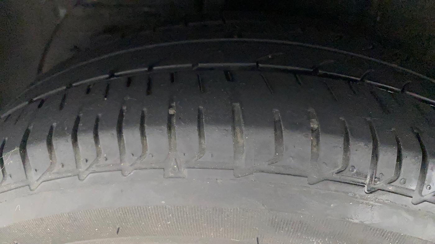 2017 Hyundai i20 Active 1.2 SX, Petrol, Manual, 65,859 km, Right Rear Tyre Tread