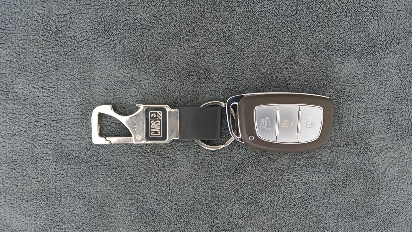 2017 Hyundai i20 Active 1.2 SX, Petrol, Manual, 65,859 km, Key Close Up