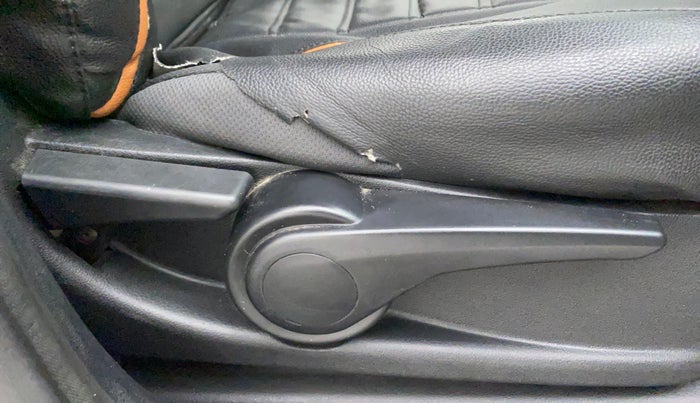 2017 Tata Tiago XZ PETROL, Petrol, Manual, 63,567 km, Driver Side Adjustment Panel