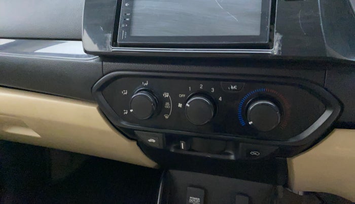 2018 Honda Amaze 1.2L I-VTEC S, Petrol, Manual, 72,209 km, AC Unit - Directional switch has minor damage