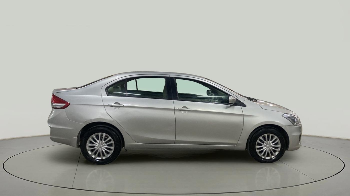 2015 Maruti Ciaz VXI+, Petrol, Manual, 81,730 km, Right Side View